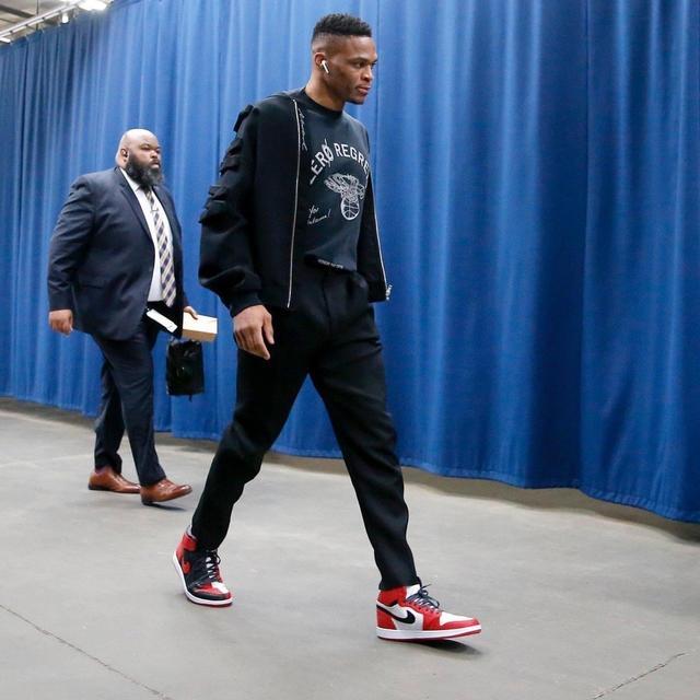 记得关注官 记得关注官